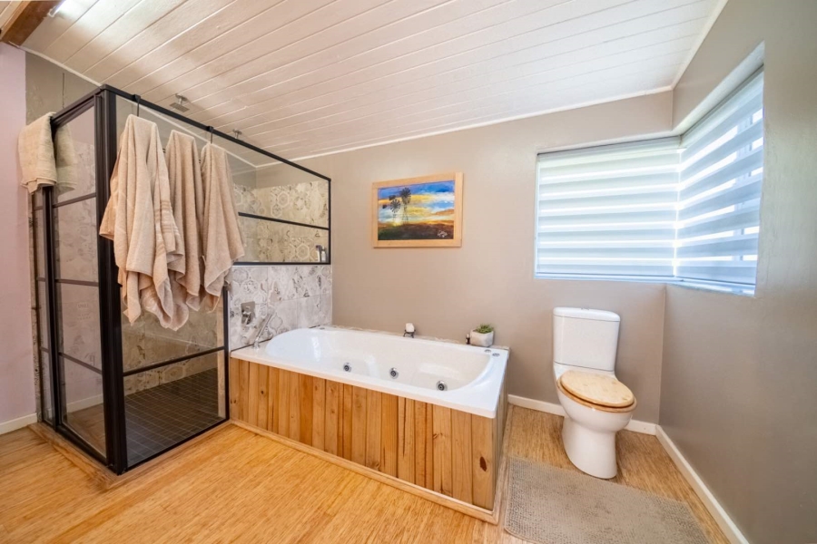 4 Bedroom Property for Sale in Paradyskloof Western Cape